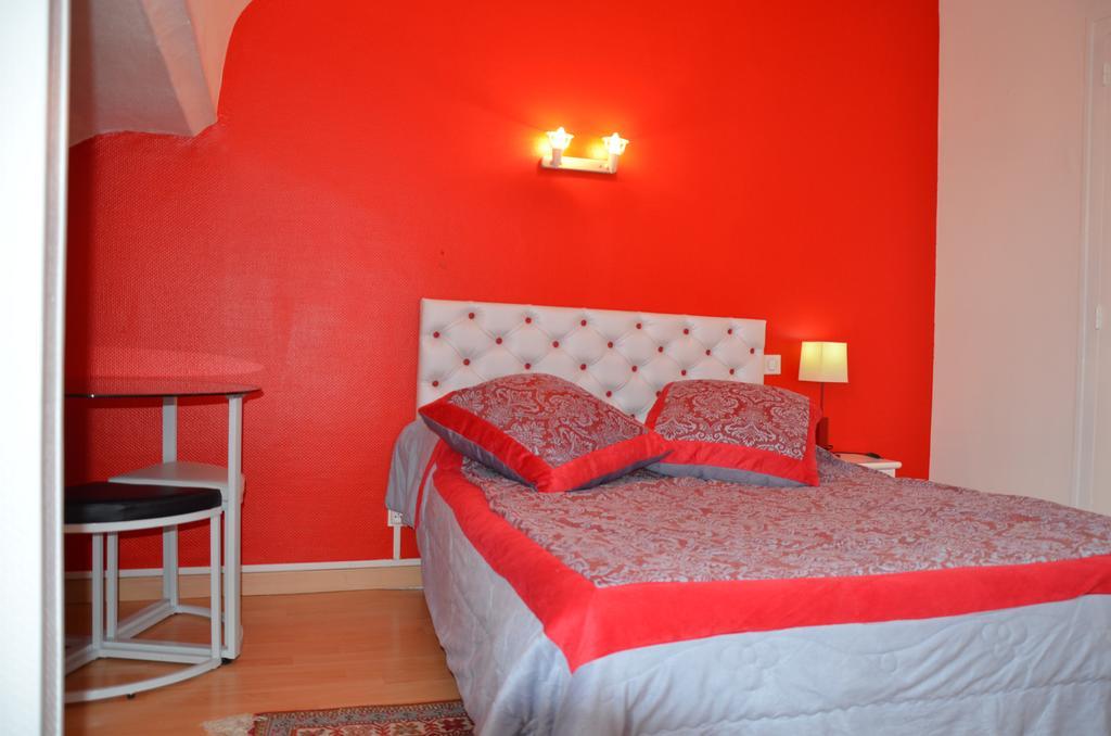 Hotel La Tour Sully-sur-Loire Rom bilde