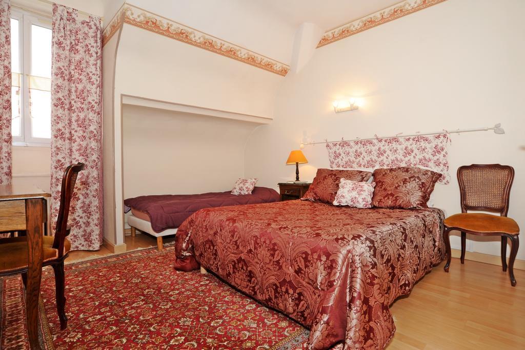Hotel La Tour Sully-sur-Loire Rom bilde