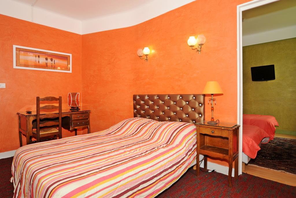 Hotel La Tour Sully-sur-Loire Rom bilde